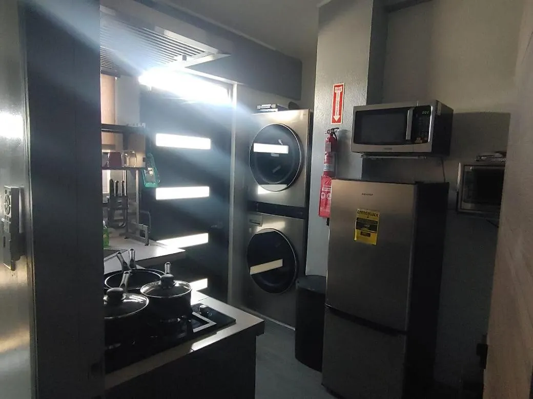 Lahl Short Term Residential Living Apartment East End